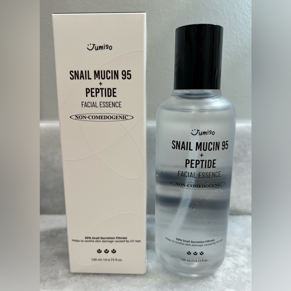 JUMISO Snail Mucin 95% + Peptide Essence 140 ml